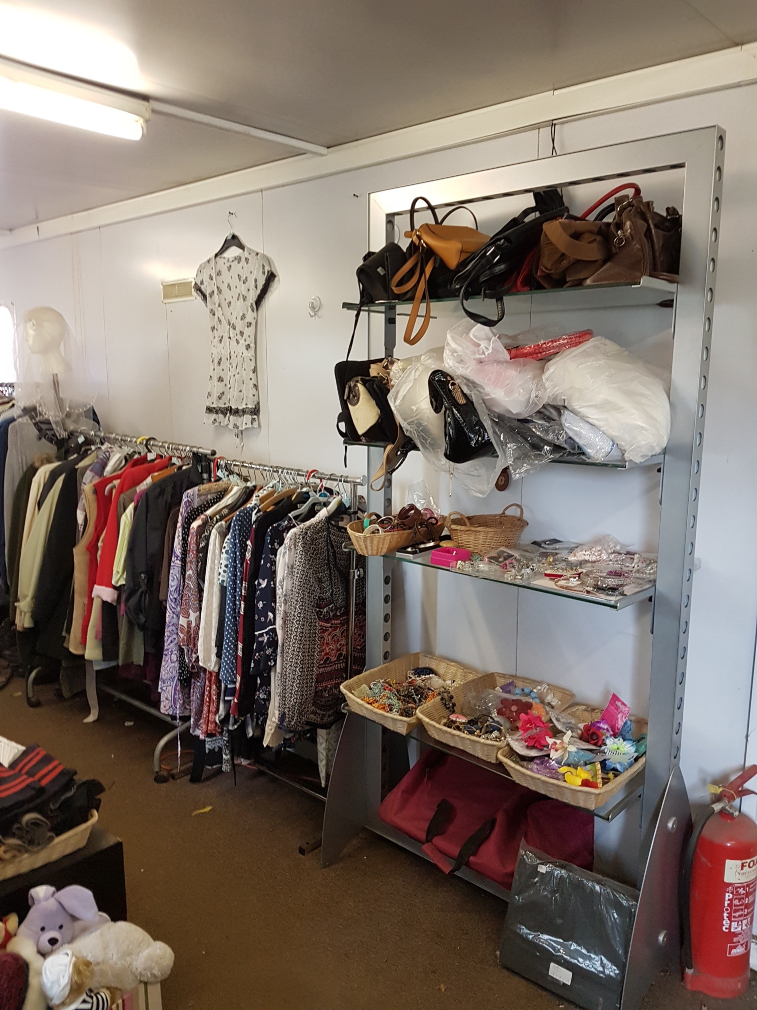 R&R Reclamation Reclamation yard, House & Garden Clearance, Kettering